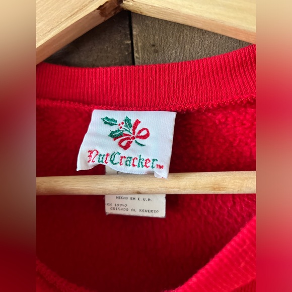 Vintage Christmas Holiday Crewneck Sweatshirt Noel Winter Scene - Picture 5 of 8